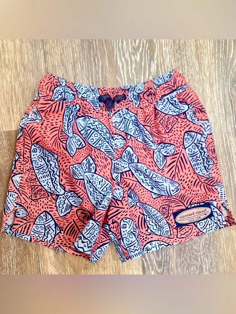EUC Toddler Boys Vineyard Vines Printed Chappy Swim Trunks